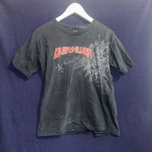 quicksilver y2k boxy baby tee fit cropped tribal skull design grunge emo